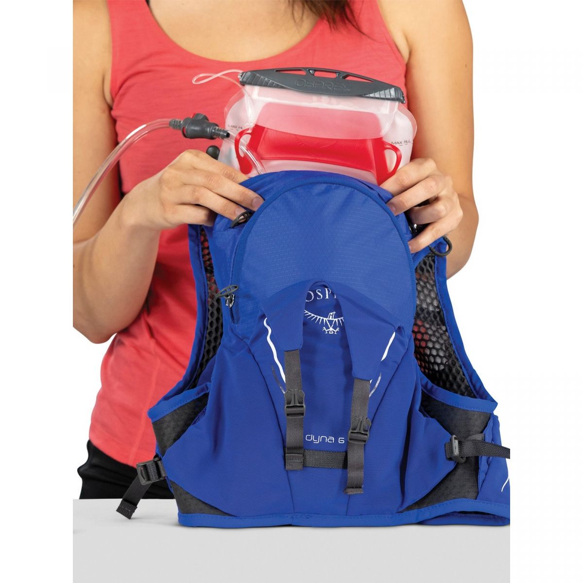 Osprey Dyna 1.5 con Bolsa de Hidratación de 1.5 L