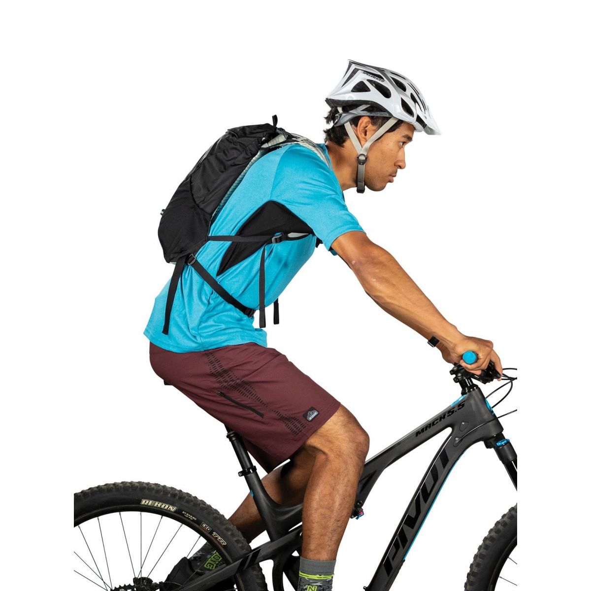 Osprey Katari 7 + Bolsa de Hidratación de 2.5 litros