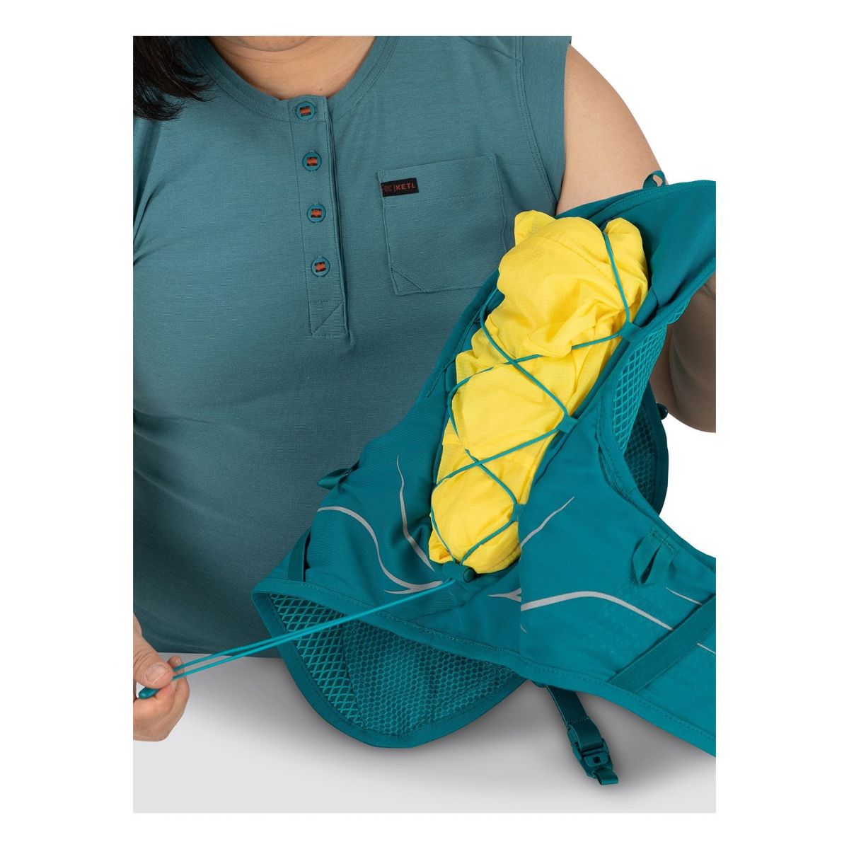Osprey Dyna 1.5 con Bolsa de Hidratación de 1.5 L